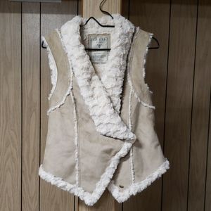 Juniors Girls Vest, Size XL